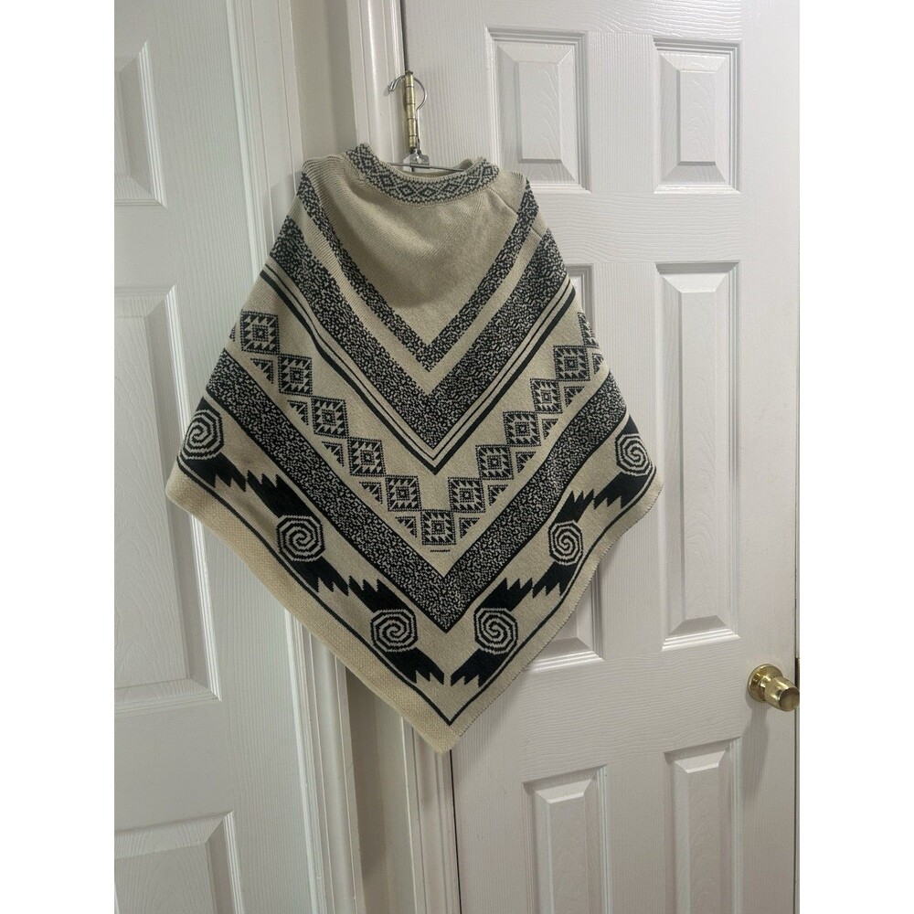 Handmade Ecuadorian Andean Poncho Ruana Tribal Geometric Knit Sweater